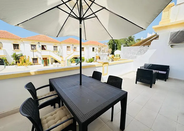 Windsor Park Spacious Apartment In Costa Adeje