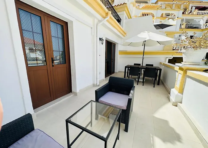 Windsor Park Spacious Apartment In Costa Adeje